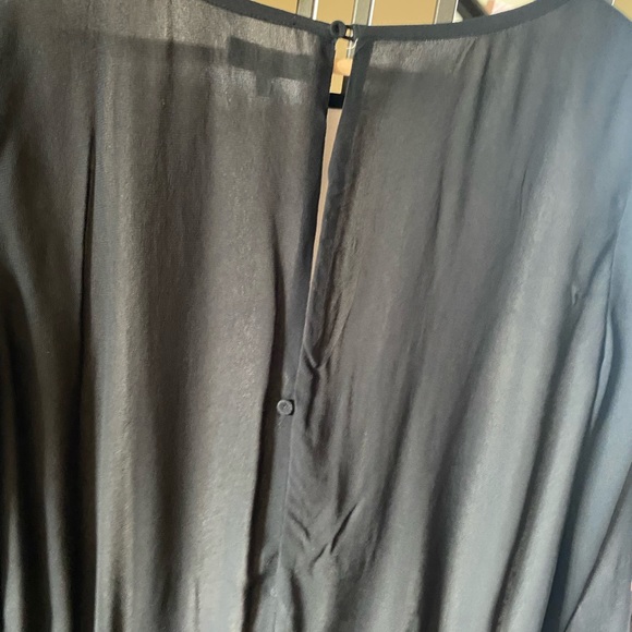 Aritzia Shorts Romper - Picture 5 of 6